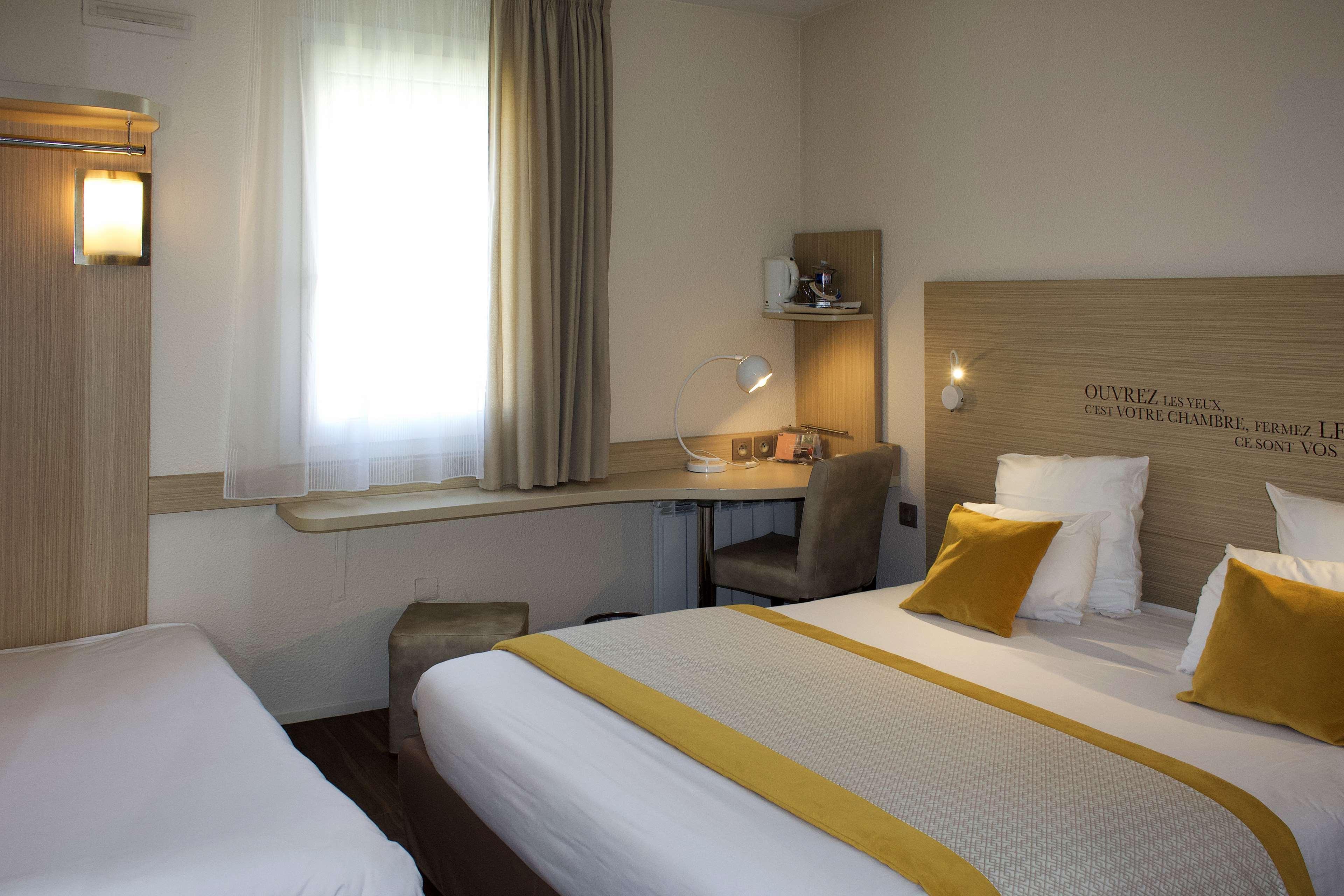 Hotel Kyriad Lyon Est - Eurexpo Le